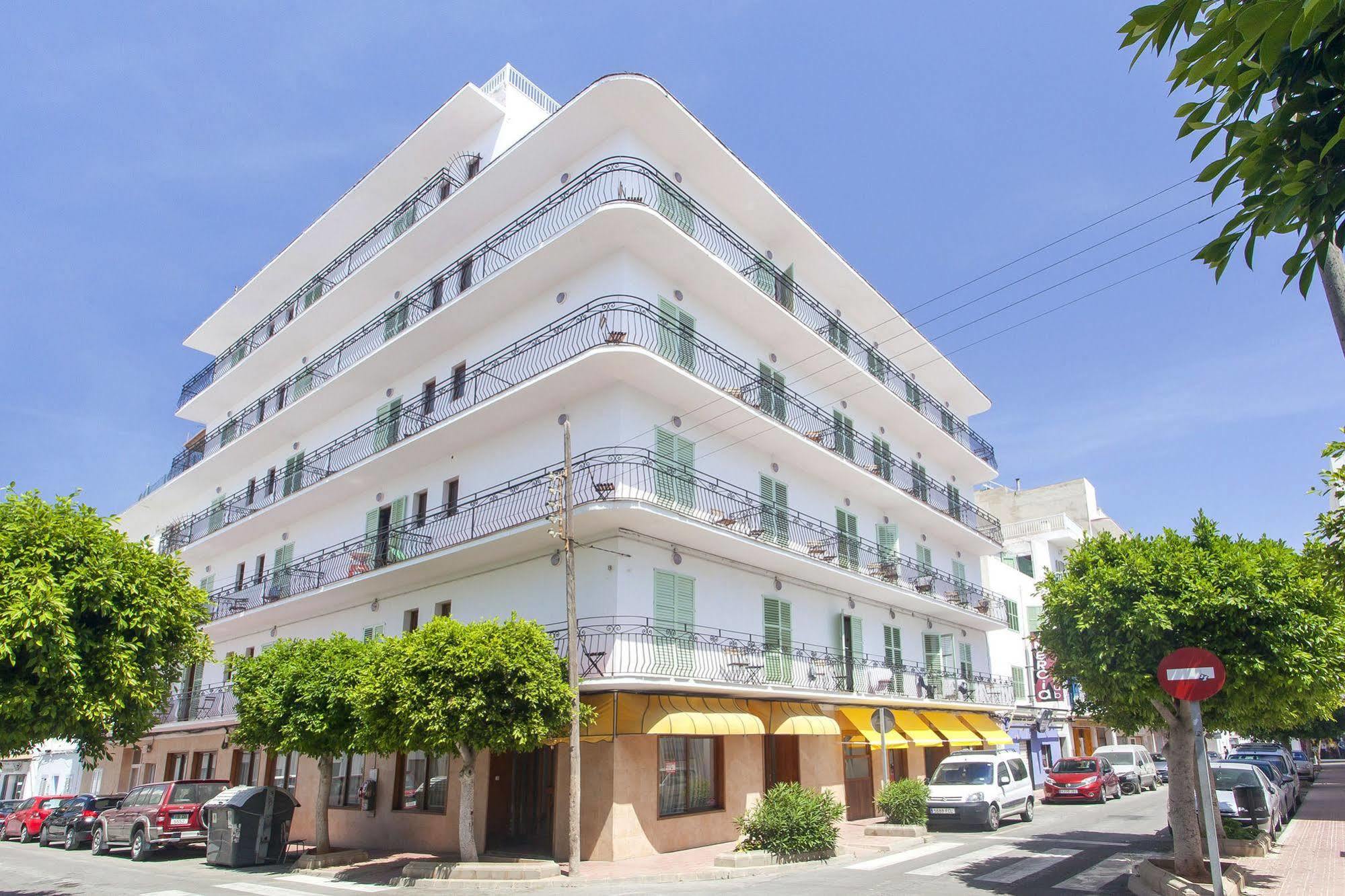 Can Beia Hostal Boutique (Adults Only) Sant Antoni de Portmany Dış mekan fotoğraf