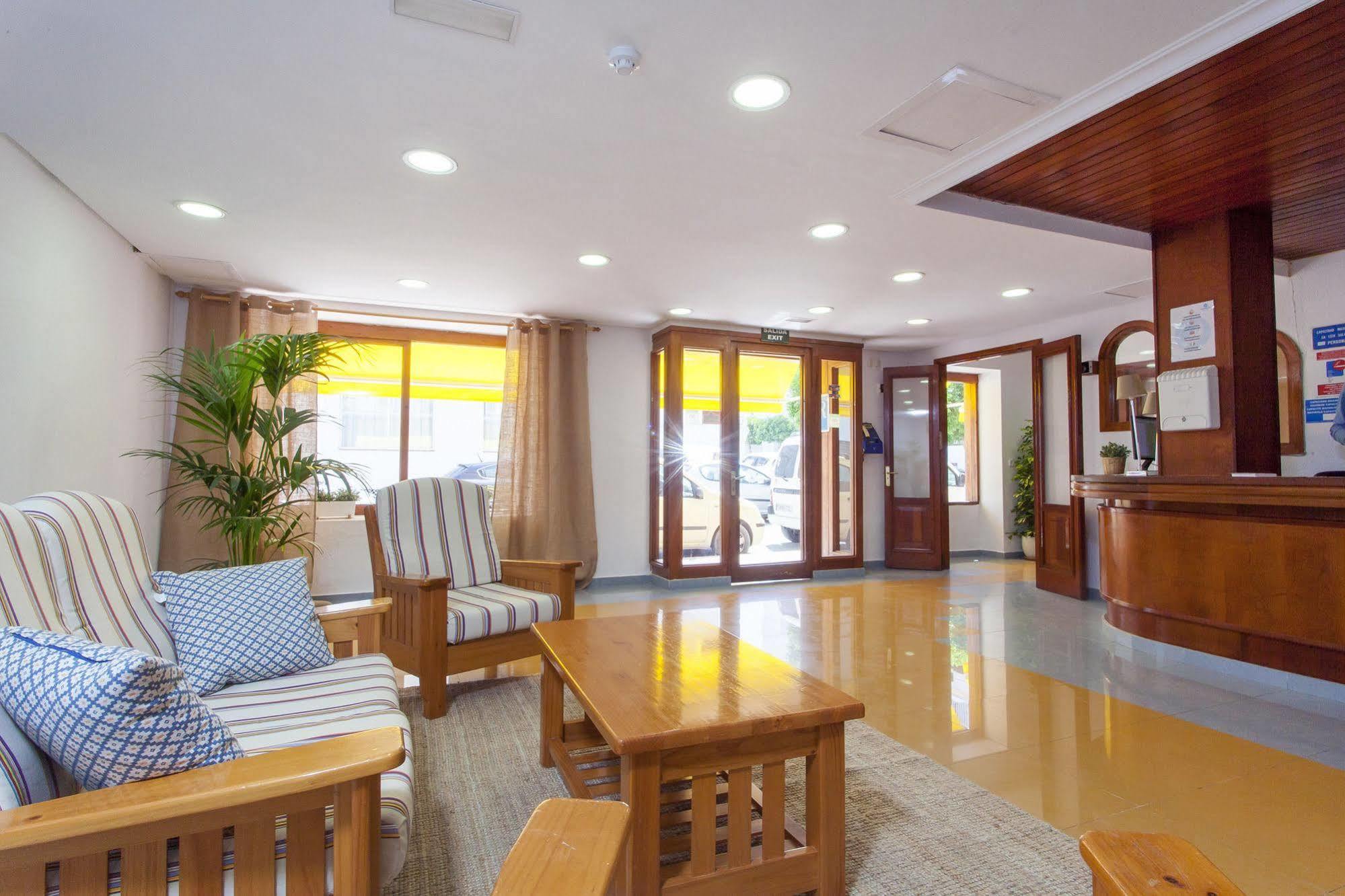 Can Beia Hostal Boutique (Adults Only) Sant Antoni de Portmany Dış mekan fotoğraf