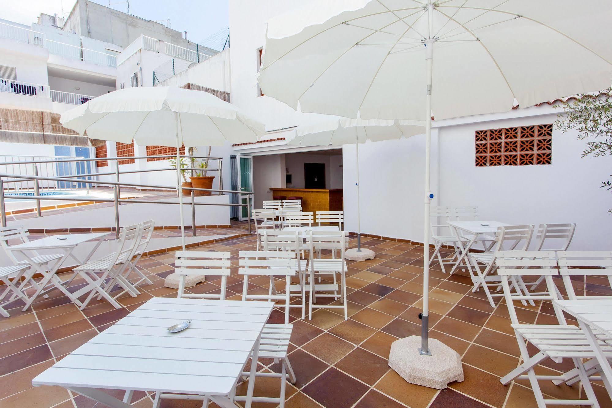 Can Beia Hostal Boutique (Adults Only) Sant Antoni de Portmany Dış mekan fotoğraf